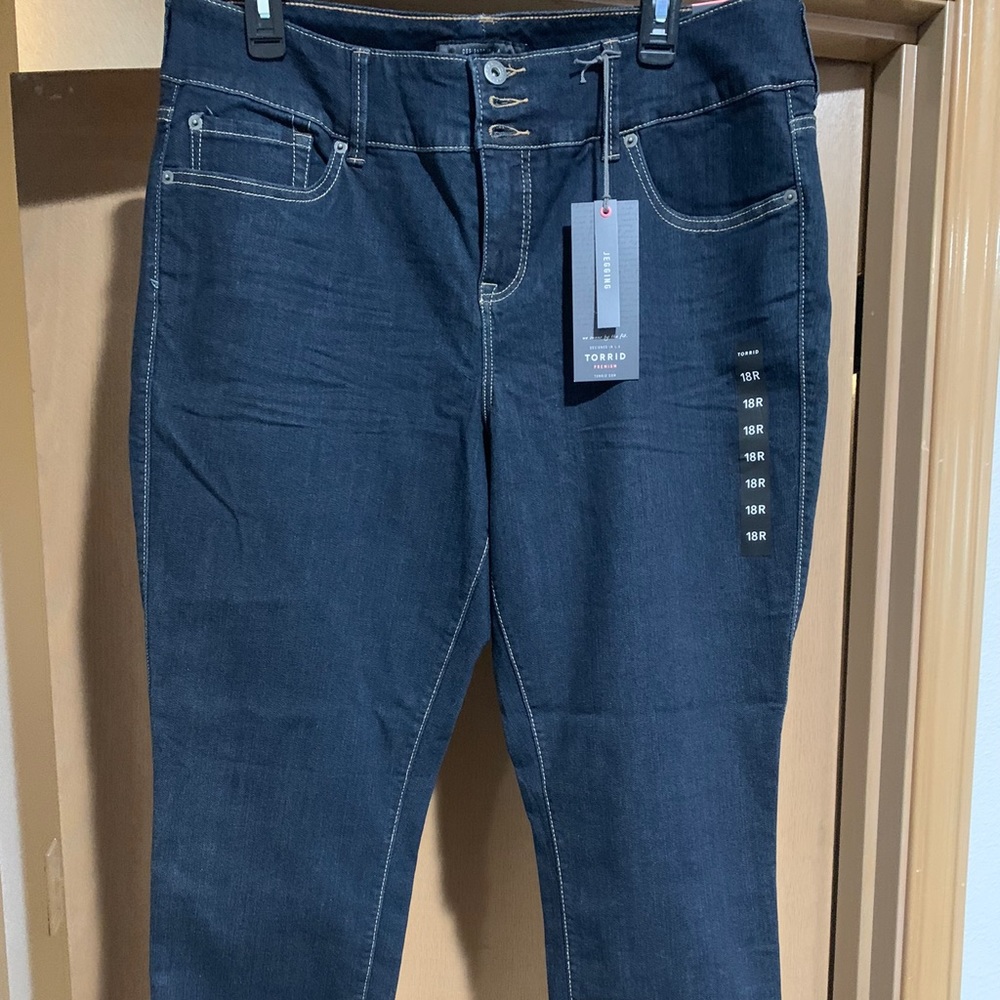 Torrid SIZE 18 Jegging NWT